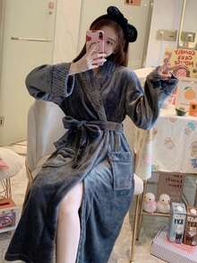 2024 Winter Neue Korallenfleece Bademantel, Dicker & Langer Flanell Bademantel für Frauen, Frühling & Herbst