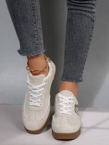 New Vintage Casual Fashion Minimalist Flat Trainer Shoes For Women, Retro Outdoor Sports Soft Sole Non-Slip Lace-Up Sneakers, Plus Size - Beige - View 5