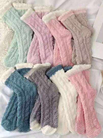 5双装女士珊瑚绒撞色舒适保暖家居中筒袜，秋冬圣诞礼物