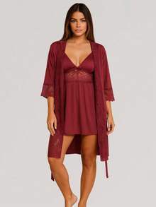 Women's Sensual Nightgown With Bow And Lace Details + Microfiber Robe With Lace PAULA. - Màu Đỏ Sâu - Xem 2