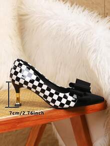 Modische, vielseitige Spitzschuh-Pumps mit niedrigem Schaft, stilvolle professionelle Damenschuhe, elegante Damenschuhe mit niedrigem Schaft - Schwarz und Weiss - Übersicht 6