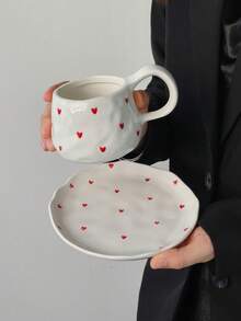 1 zestaw ceramicznych filiżanek do kawy w kształcie serca ze spodkiem, minimalistyczny ceramiczny kubek i talerzyk, ceramiczny kubek, filiżanka do popołudniowej herbaty, talerzyk na przekąski, domowy kubek na wodę, kubek prezentowy, odpowiedni na każdą porę roku