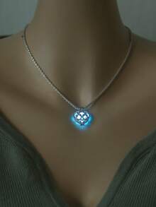 1pc Fashionable Silver-Plated Copper Shiny Bling Chain With Glow-In-The-Dark Heart Pendant Necklace, Suitable For Women's Daily, Party, Vacation, And Date Occasions