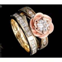 Flower Stacked Inlaid Ring, Bright Center With Side Embellishment, Suitable For Romantic Festivals Such As American Valentine's Day And Weddings - hai màu - Xem 4