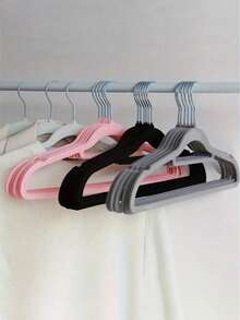 1pc/10pcs/20pcs White, Pink, Black, Gray Plush Clothes Hangers For Home Use, No Trace, Anti-Shoulder Corner, Anti-Slip, Can't Lift Bags, Clothes Drying Support, Organizer, Dry And Wet Dual-Use (Slight Color Difference Defects Do Not Affect Use)