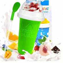 Tasse à Slushie, Tasse à Slushie Magique DIY, Tasse à Slushie Portable pour Jus, Lait et Crème Glacée, Double Couche de Silice avec Couvercle et Paille pour Enfants, Amis, Famille (Disponible en 4 Couleurs)