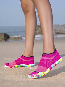 ZVB Couples Water Shoes Suitable For Barefoot Lovers, Soft-Soled Women's Beach Shoes For Swimming, Diving, Outdoor Quick-Drying Summer Sandals, Fishing Water Shoes, Non-Slip Breathable Wading Shoes - 玫紅色 - 查看 7