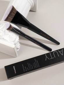 MAANGE Zestaw 2/4 szt. miękkich, wysokiej jakości syntetycznych pędzli do makijażu, przenośne profesjonalne pędzle do makijażu podróżnego, w tym pędzel do podkładu, pędzel do twarzy, pędzel do pudru, pędzel do różu, pędzel do korektora, pędzel do konturowania, pędzel do nosa, pędzel do rozświetlacza, odpowiedni do produktów płynnych, kremowych i pudrowych, do użytku domowego lub w podróży, prezenty, profesjonalne pędzle do makijażu, kompletny zestaw do makijażu - Czarne - Zobacz 5