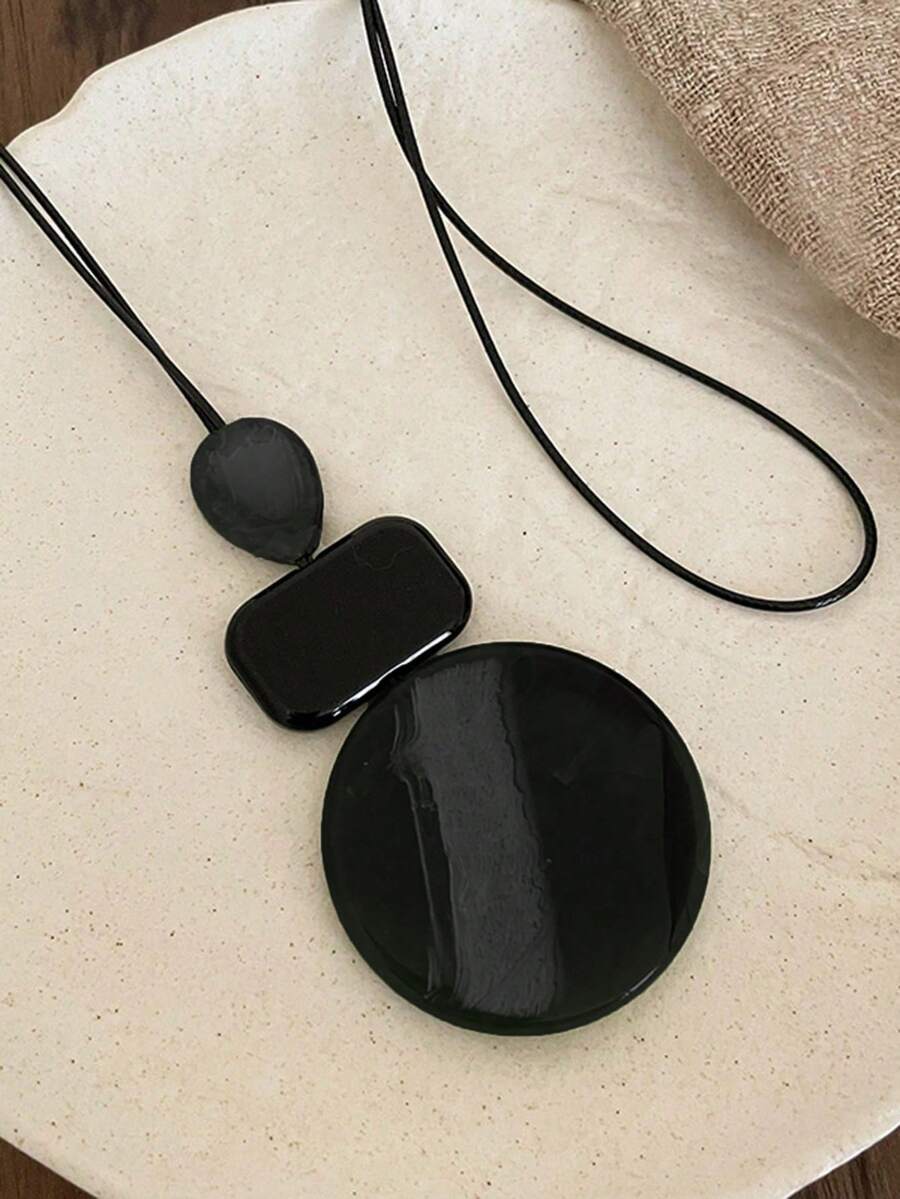 1pc Bohemian Style Long Pendant Necklace, Vintage Minimalist High-End Geometric Sweater Chain Accessory For Women