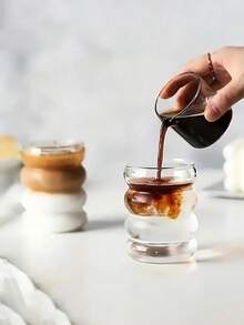 1 Stück 350ml runder Becher, hochwertige Borosilikatglas Raupentasse, einfacher runder Becher, Milchtee Becher, Spiralgewellter Strohhalm Becher, Wassertasse, moderner Glas Kaffeebecher, geeignet für Zuhause, Büro, Jinghong Kaltgetränkebecher, nordischer kreativer Milchtee Strohhalm Bier Saft Becher, ist ein großartiges Isolier- und Kühlgeschenk, Halloween Geschenk, Weihnachtsgeschenk, Schulanfang Saison, Valentinstag Geschenk