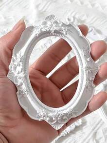 1pc Mini Photo Frame Nail Art Photography Props, Retro European Style Nail Art Display Stand, Nail Holding Props, Nail Photography Background Tool