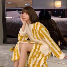 2024 Winter Neue Korallenfleece Bademantel, Dicker & Langer Flanell Bademantel für Frauen, Frühling & Herbst