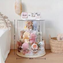 1 pieza Caja de almacenamiento giratoria de 360° de peluche, gabinete de exhibición a prueba de polvo de acrílico, estante giratorio cilíndrico ampliado para muñecas colgantes, viene con 24 soportes fijos, muy adecuado para muñecos de peluche de monstruos (excluyendo muñecas). El colgante de muñeca no se cae fácilmente, lo que lo convierte en una buena opción de regalo para las personas, y también es muy adecuado para decorar fiestas, Navidad y otros eventos.