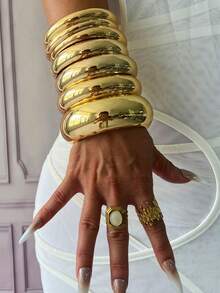 25/22/20/15/5pcs Vintage, Elegant, Multi-Piece Stackable Flower, Pearl, Heart, Geometric, Leopard Print, Round Bead, Chain Texture, Rhinestone, Braided, Smooth, Snake Bone, Beaded, Twisted, Multi-Layer, Minimalist, Smooth Plain Bangle Bracelet Set, Fashion, Simple, Graceful, Delicate, Retro, Punk Design, Suitable For Holiday, Party, Date, Gift, Daily Wear - Yellow Gold - View 4