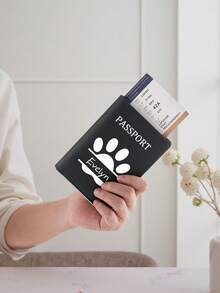 Ayotu 定制护照夹，爪印图案护照夹，个性化钱包，光滑PU皮革旅行收纳包，多功能可折叠收纳袋，可装护照、车票、卡片和其他必需品，是假日旅行、通勤、团体旅行、家庭和朋友聚会的理想选择。 - 彩色 - 查看 4