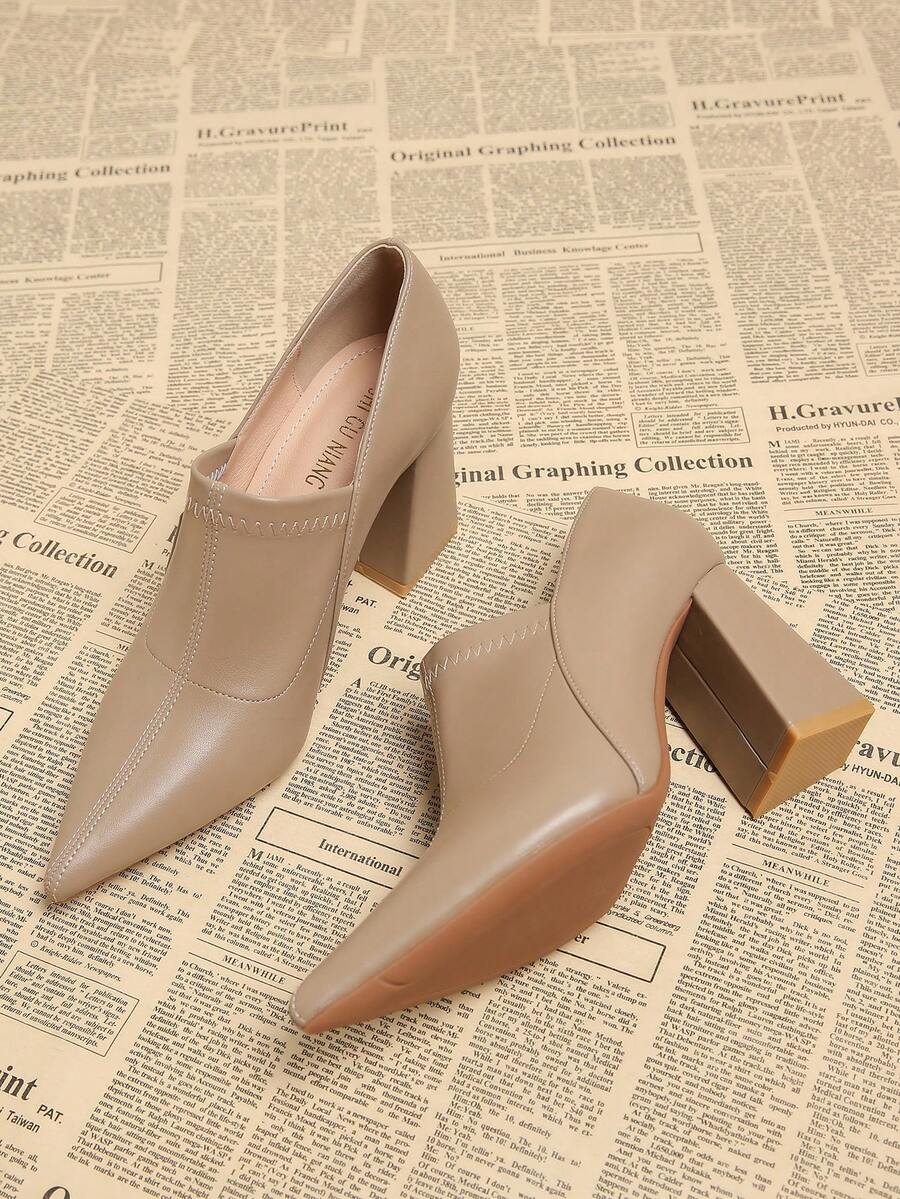 2025 Spring New Arrival Pointed Toe Low Vamp High Heel Shoes, Elegant Minimalist Fashion Women's Shoes, Brown Chunky Heel Pumps