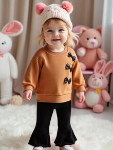 女宝宝华夫格纹理纯色蝴蝶结装饰长袖圆领上衣 + 纯色休闲喇叭裤套装 - 棕色 - 查看 3