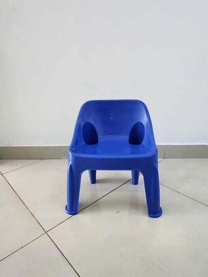 Cadeira Resist Infantil para Crianças em Casa Festas Brinquedoteca Escolas - Suporta até 80kg