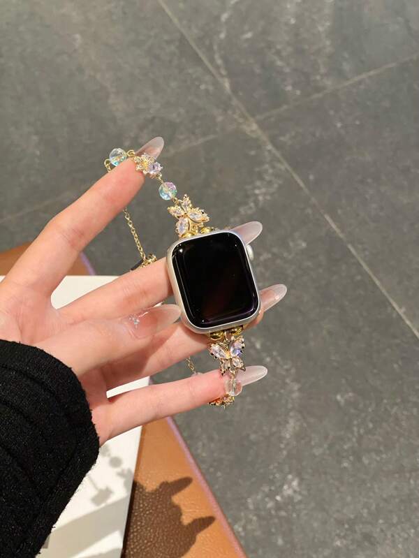 1PC Fashionable Metal Apple Watch Bands, Compatible With Apple Watch 38/40/41/42/45/46/49mm, Suitable For The Apple Watch Series Ultra/SE/10/9/8/7/6/5/4/3/2/1, Adjustable In Length And Easy To Operate, With Colorful Round Beads And Gold Diamond Butterfly Chain Style Heart-Shaped Pendant Strap, Suitable For Giving To Women As A Fashionable Accessory Strap (Strap Only, Watch And Case Not Included)