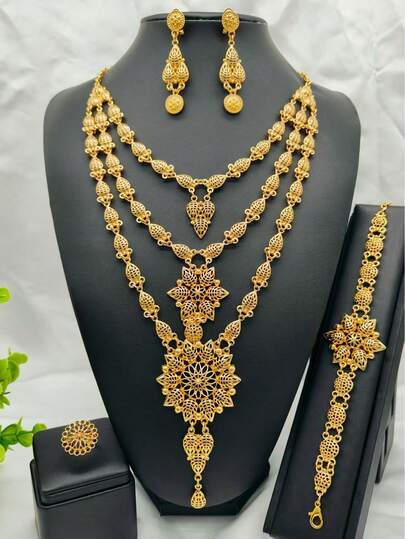 Bộ trang sức mạ vàng 3 lớp mặt dây chuyền hoa thời trang gồm 1 dây chuyền, 1 vòng tay, 1 đôi bông tai, 1 nhẫn, phù hợp cho cô dâu Ả Rập Xê Út, Châu Âu và Mỹ, Trung Đông, Dubai, Châu Phi, thích hợp cho đám cưới, tiệc tùng, hẹn hò, Ngày của Mẹ, Ngày Valentine, lễ hội âm nhạc, sinh nhật, lễ tốt nghiệp, ngày lễ.