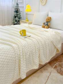 1 Stück einfarbige gestreifte karierte weiche warme Fleecedecke, geeignet für Schlafzimmerdekoration, ganzjährig, Geschenk, bequeme weiche Damenüberwurfdecke, maschinenwaschbar, moderne multifunktionale weiche kuschelige Decke, Weihnachts-, Halloween-Wolldecke als Geschenk, Schlafzimmerdekoration, Picknickdecke, Muttertagsgeschenk, breite gestreifte Kunsthasenfell-Flanell-Überwurfdecke, Entspannungsdecke, kleiner Büroüberwurf