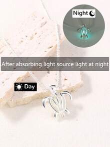1pc Fashionable Copper Plated Silver Shiny Bling Chain With Glow-In-The-Dark Sea Turtle Pendant Necklace, Suitable For Women's Daily, Party, Vacation And Date (Glows After Absorbing Light, Won't Glow Without Absorbing Light)