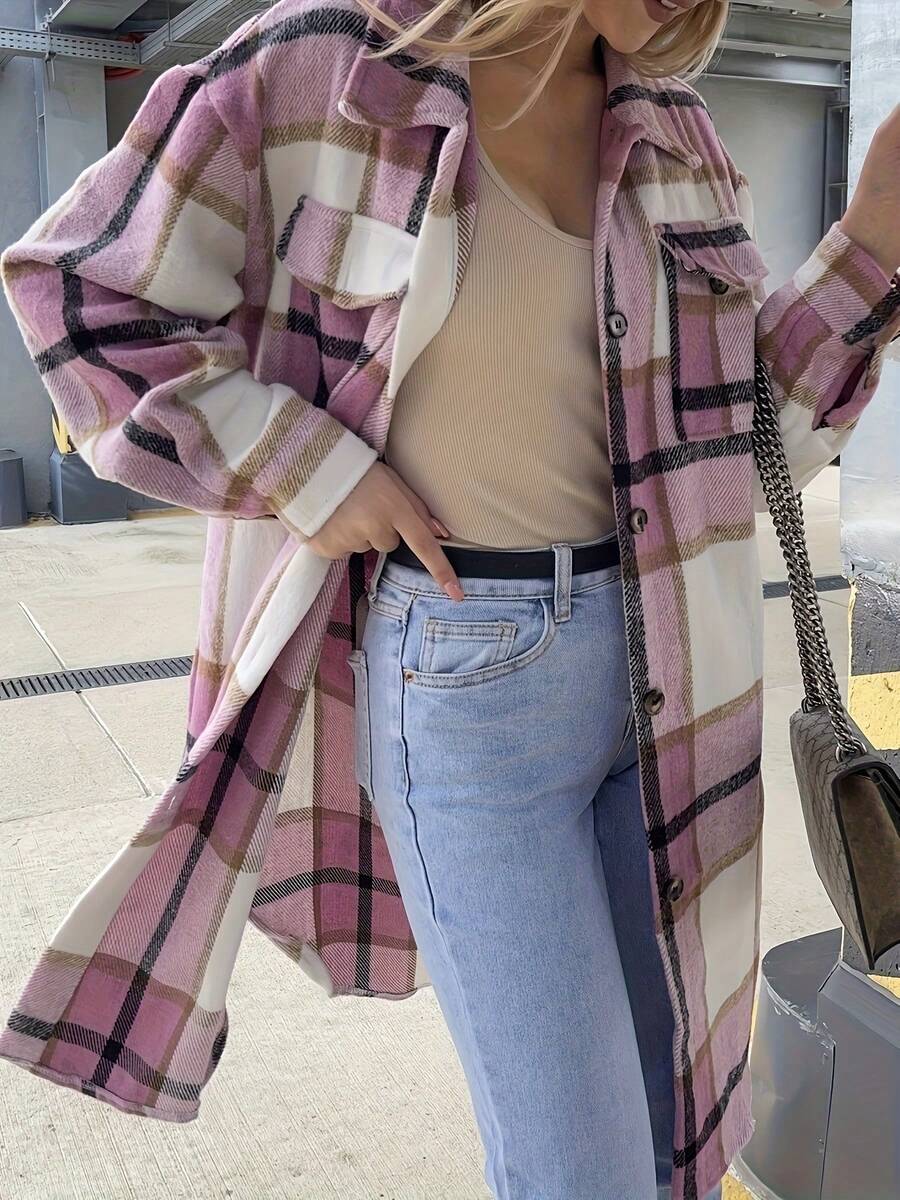 2026 Early Spring Curated Collection Women's Casual Flannel Plaid Shacket Button Christmas Outfit Winter Clothes For Women Down Long Sleeve Shirt Coats With Pockets Women's Long Plaid Shirt Casual Loose Fit Button Down Lapel Wool Blend Coat Shackets Euro-American Oversized Style,Winter Casual Versatile Piece,Mid-Length Shirt Jacket,Cross-Border Office & Daily Wear Classic Plaid Texture,Long-Sleeve Shirt Style,Oversized Silhouette,Mid-Length Cut,Versatile Basic Piece Inner Layer Layering,Bottoms-Friendly (Pants/Skirts),Transitional Wear For Cold-Warm Seasons,Dual Casual-Office Adaptability For Anyone Chasing "Effortless Winter Style," This Mid-Length Plaid Shirt Jacket Is Your Wardrobe's Ultimate Multitasker-Blending Euro-American Casual Cool With All-Day Practicality, Perfect For Everything From Brisk Morning Commutes To Cozy Weekend Errand Runs. - 粉色 - 查看 1