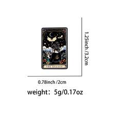 THE READER 珐琅别针 翻领别针 背包上的徽章 女士胸针 衣服礼物 珠宝 时尚配饰 - 黑色 - 查看 3