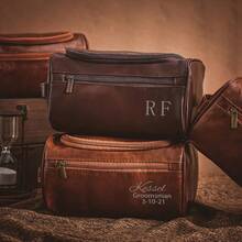 1PC Men's Personalized Leather Toiletry Bag, Customized Letter Printed Toiletry Bag, Travel Accessories, Groomsmen Gifts, Father's Day Gifts