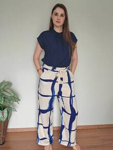 Printed High-Waisted Palazzo Pants With Pockets, Lining And Ties - Blue Waves Pants - View 2