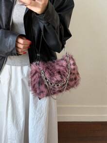 1 Túi đeo vai bằng lông giả họa tiết báo đốm màu đỏ tía dành cho nữ kèm dây xích, thời trang thu đông, túi lông mới về dành cho nữ - Màu Đỏ Sâu - Xem 4