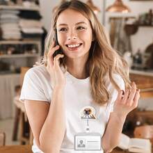 1 件装搞笑狗亚克力卡通动物伸缩徽章卷轴 - 彩色 - 查看 2