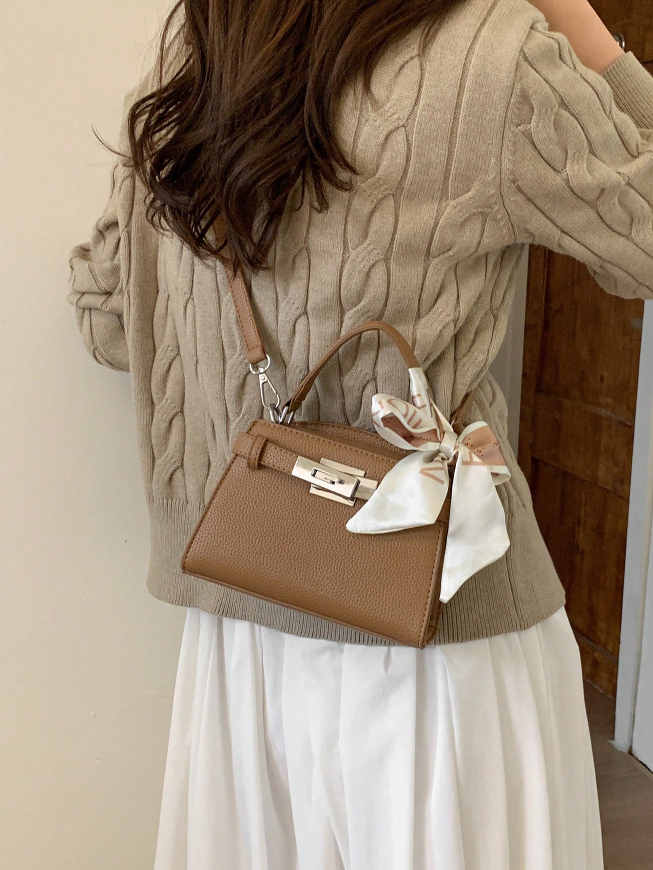 وشاح حريري فاخر وأنيق لتزيين حقيبة يد السيدات، حقي...