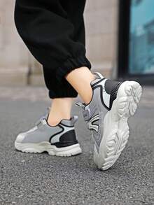 青少年运动鞋/PU 皮革/春夏秋冬运动鞋/返校/全新设计/轻质设计/防滑耐用鞋底/钩环设计，方便穿脱/适合跑步、上学、户外、训练 - 灰色 - 查看 10