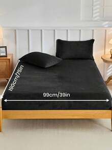 1pc Fitted Sheet, Bedding, Mattress Protector, Bed Cover, Cozy Home Textile, Soft-Comfortable Mattress Cover, Solid Color Sheet, Deep Pocket, Bed Sheet Only, Without Pillowcase, Dustproof, Machine Washable, Bedding Gifts, Fits For Twin Full King Queen Size Beds, Machine Washable, Autumn Decor, Winter Decor