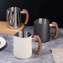 Jarra de espuma de leche para café, escala de precisión, acero inoxidable 304, de grano de madera, taza medidora de alta calidad, utensilios de café - Plateado - Ver 3