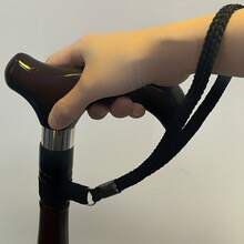 Rutschfester Handgelenkgurt für Gehstöcke älterer Menschen, aufgerüsteter Festziehseilkopf, starker gemusterter Seilkörper, Outdoor-Wanderstockgurt gegen Verlust, rutschfest und gegen Abfallen, kann auch zum Aufhängen von Regenschirmen und Schlüsseln verwendet werden, Handgelenkgurt für Gehstöcke, Wanderstockgurt, Handgelenkgurt für Stöcke