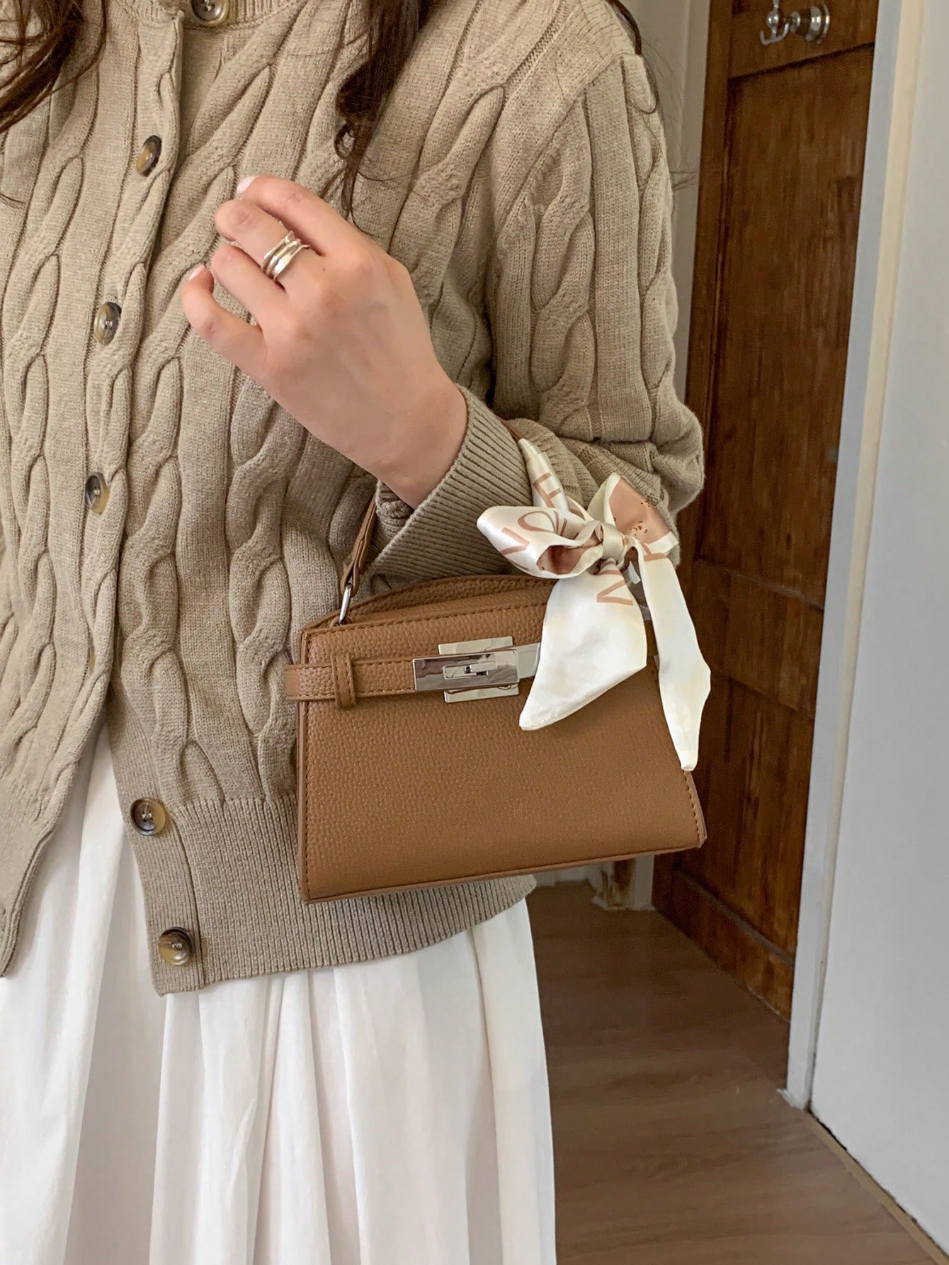 وشاح حريري فاخر وأنيق لتزيين حقيبة يد السيدات، حقي...