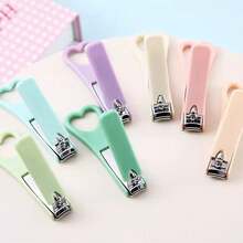 1pc Candy Color Heart Shaped Nail Clipper, Minimalist Solid Color Portable Nail Cutter, Manicure Tool For Women - Multicolor - View 3