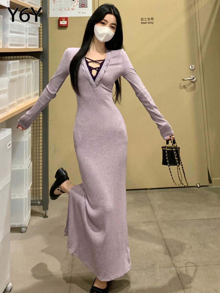 [Y6Y] 女士优雅紫色针织修身开衩长裙，V领长袖，修身设计 - 紫色 - 查看 1