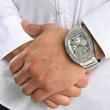 Guess Relógio Multifuncional de Quartzo com Cristal Phoenix GW0094G3 para Homens, Pulseira de Aço Inoxidável Preta, Mostrador em Formato de Barril, Relógio de Pulso de Luxo, Adequado para Uso Diário e Estilo de Rua, Presente da Moda para Homens, Ideal para Namorado - Prata - Visão 2