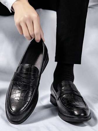 Zapatos de vestir negros para hombre, mocasines minimalistas de vestir, adecuados para reuniones de negocios y banquetes, versátiles y de moda