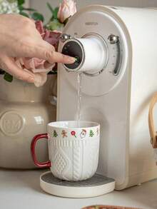 1 Stück Weihnachtsbecher mit Weihnachtspullover Relief Muster, 350ml Weihnachtsbecher mit niedlichem Weihnachtsbaum, Lebkuchenmann, Süßigkeiten für Kaffee, Milch, Wasser, Latte, Mokka, Cappuccino, perfektes Weihnachtsgeschenk, festliche Feiertags-Trinkware, Weihnachtsdekoration, Weihnachtsgeschenke