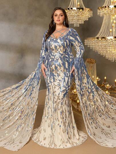 Plus Size Women's Elegant Heart-Shaped Neckline Formal Evening Gown, With Extra Long Dramatic Sleeves, Fishtail Hem, And Shaping Silhouette, Suitable For Black Tie Galas, Red Carpet Events, Opera Nights, Awards Ceremonies, Charity Balls And More