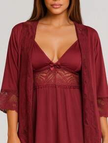 Women's Sensual Nightgown With Bow And Lace Details + Microfiber Robe With Lace PAULA. - Màu Đỏ Sâu - Xem 3