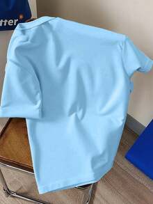 Manfinity Hypemode Camiseta casual de hombre con estampado simple de conejo de dibujos animados