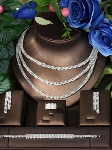 1 Set de Joyería Romántica, Cadena Geométrica Multicapa con Cubic Zirconia, Adecuado para Uso en Fiestas de Mujeres