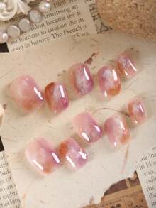 10片装按压式短假指甲，粉色、棕色、白色可选，Halation人造指甲套装包含1张粘性贴纸和1个迷你指甲锉。 - 彩色 - 查看 2