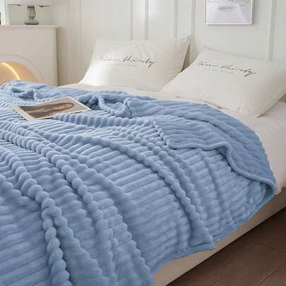 1pc Soft, Warm, Breathable, Lightweight Blanket, Simple & Fashionable Design In Blue, Suitable For Sofa, Bedroom, Living Room, Versatile Comfort, Travel Essential, Nap Blanket, Multiple Sizes Available, Machine Washable, Home Decor, Winter Decor
