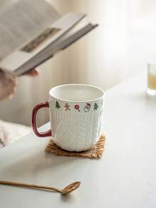 1 Stück Weihnachtsbecher mit Weihnachtspullover Relief Muster, 350ml Weihnachtsbecher mit niedlichem Weihnachtsbaum, Lebkuchenmann, Süßigkeiten für Kaffee, Milch, Wasser, Latte, Mokka, Cappuccino, perfektes Weihnachtsgeschenk, festliche Feiertags-Trinkware, Weihnachtsdekoration, Weihnachtsgeschenke